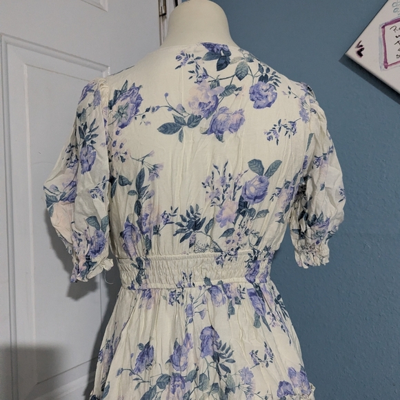 By The River Floral Ruffled V-Neck Midi Dress in Cream and Lavender - Picture 5 of 6